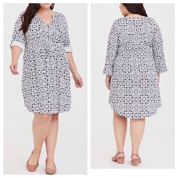 torrid Dresses & Skirts - 🛍 Torrid Shirt Dress Blue Medallion Size 2X 18/20